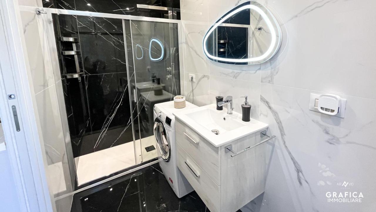 טאראנטו Ameli Home Luxury Apartment מראה חיצוני תמונה